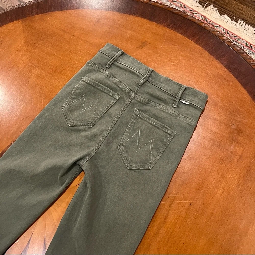 MOTHER‎ Women’s The Hustler Ankle Fray Olive Green 25 High-Rise Raw Hem Flare
